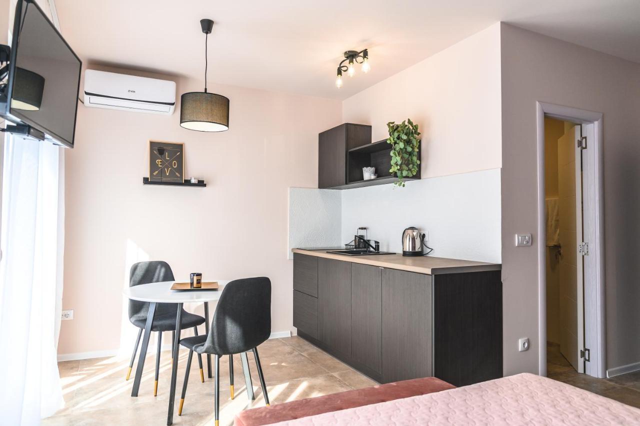 Apartmani Mis Шабац Экстерьер фото