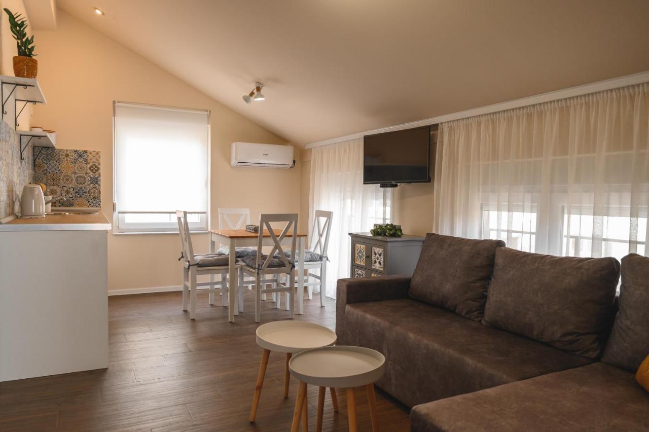 Apartmani Mis Шабац Экстерьер фото