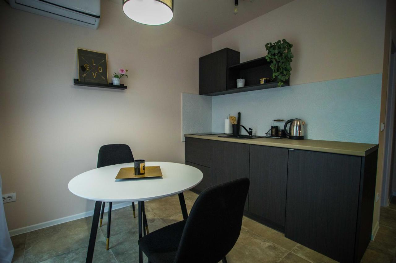 Apartmani Mis Шабац Экстерьер фото