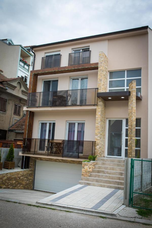 Apartmani Mis Шабац Экстерьер фото